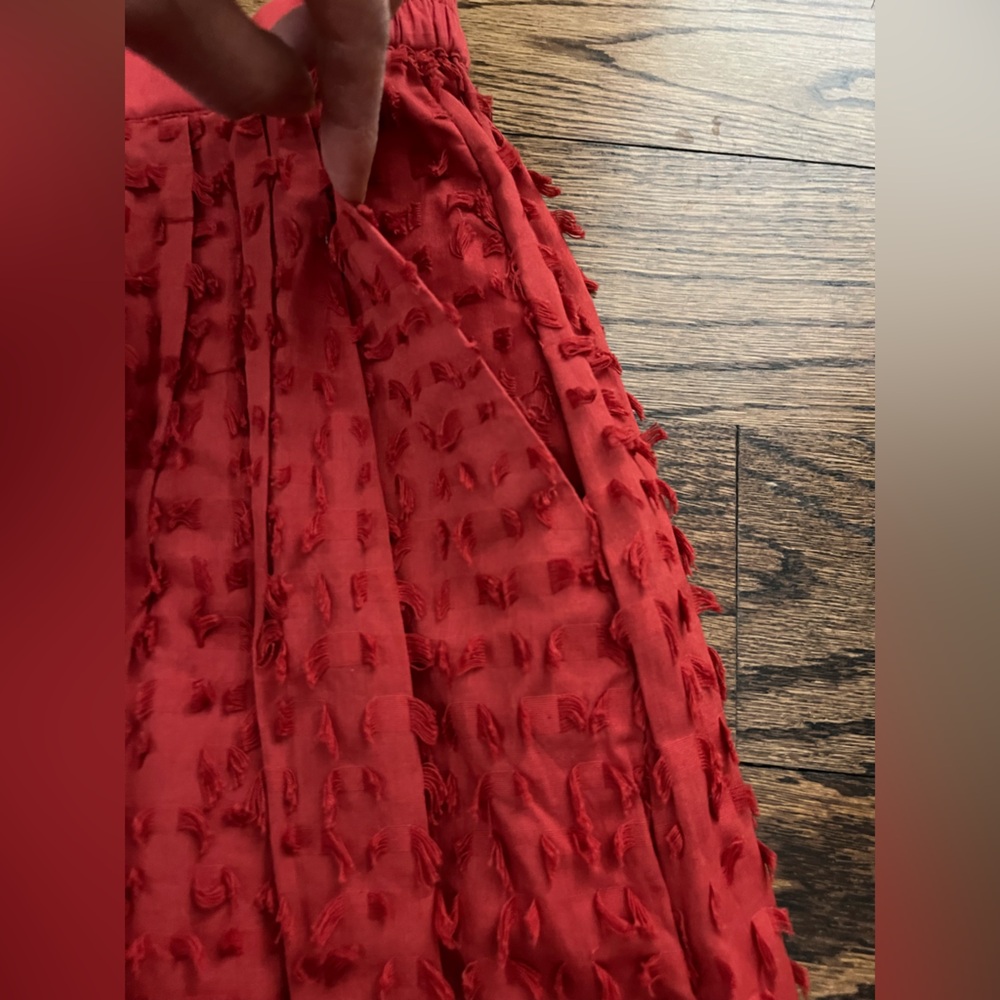 NWOT J. Crew Textured Red Gathered Skirt. Size 4 - Picture 3 of 6